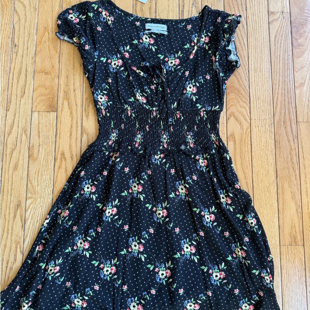 NWT Urban Outfitters Floral Black Smocked Waist Midi Dress with Tie Neck